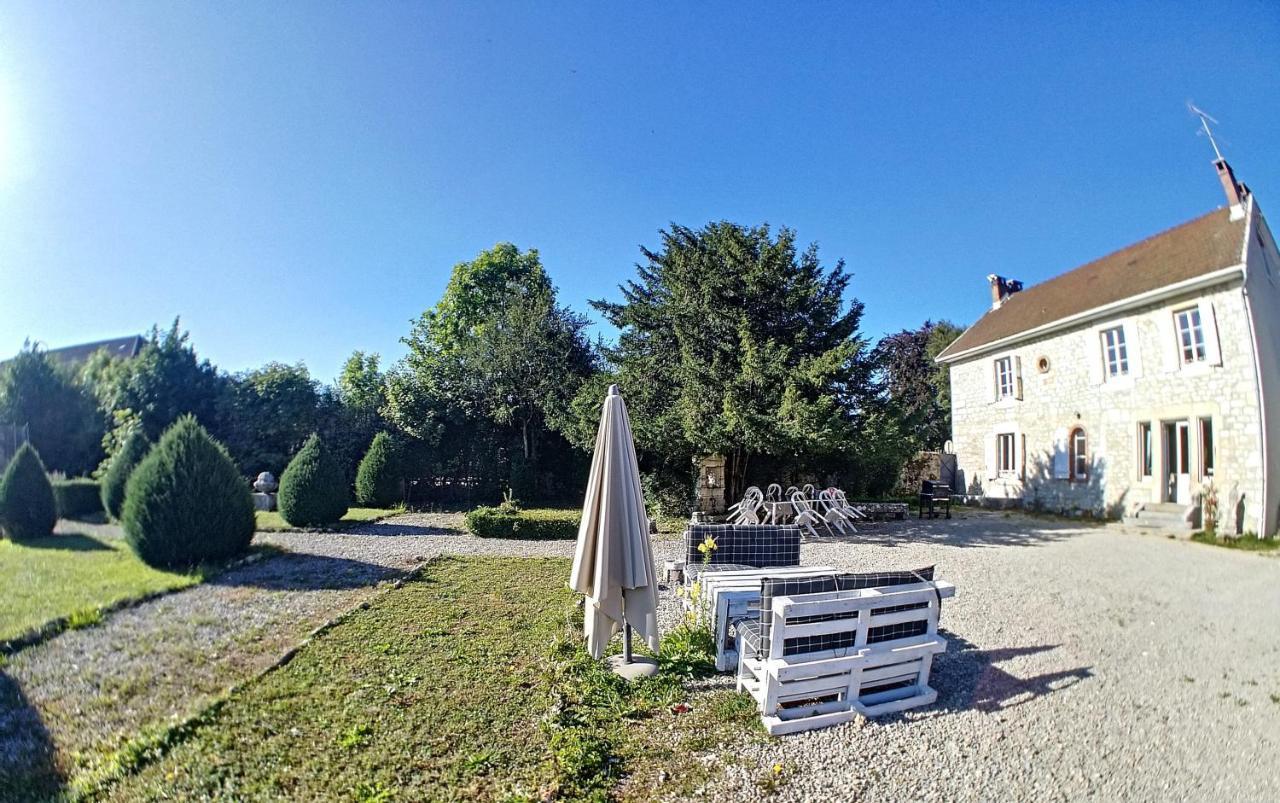 Gite Jura Lac Emeraude Clairvaux-les-Lacs Exterior foto